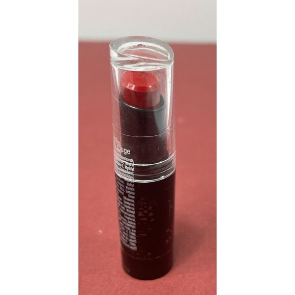 Wet n Wild - Megalast - Matte Lip Color - Lipstick - 911D Stoplight Red - Picture 6 of 6